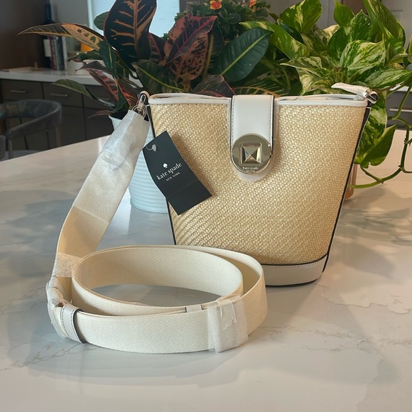 Kate Spade Bucket Bag NWT - Picture 2 of 11